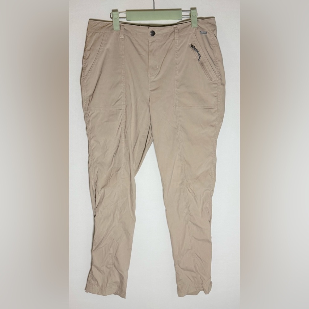Women’s lightweight Avalanche pants • Women’s Large